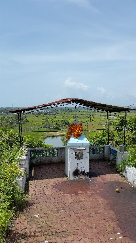 Holy Cross Chapel Baradi - Download Goa Photos