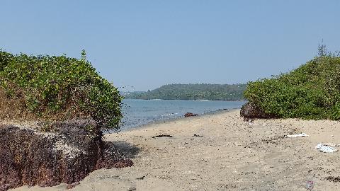 Siridao Beach - Download Goa Photos