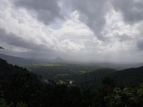 Mangeli Waterfall Treking - Download Goa Photos