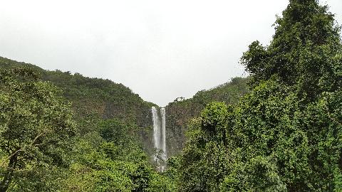 Mangeli Waterfall Treking - Download Goa Photos