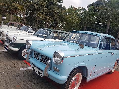 Vintage Car Bikes - Download Goa Photos