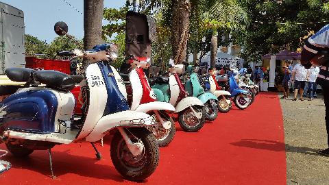Vintage Car Bikes - Download Goa Photos