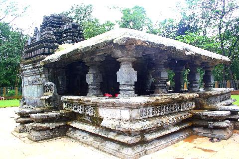 Mahadev Temple Tambdi Surla - Download Goa Photos
