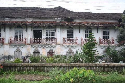 Menezes Braganza House - Download Goa Photos