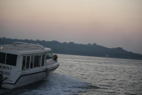 Boat Cruise in Goa - Download Goa Photos