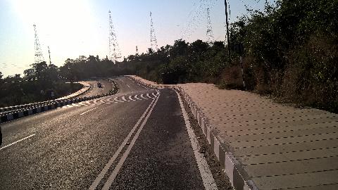 Goa Roads and Railways - Download Goa Photos