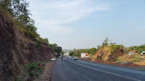 Goa Roads and Railways - Download Goa Photos
