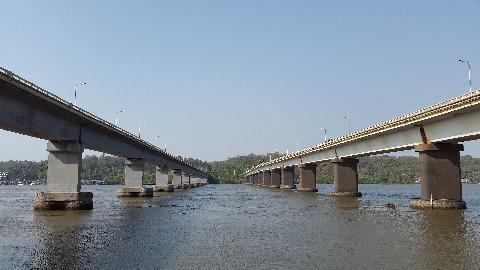  Old Mandovi Bridge- Download Goa Photos