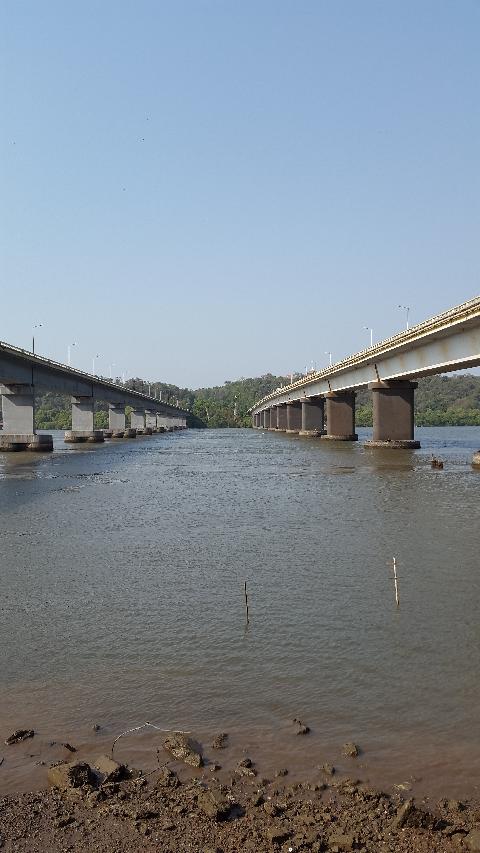  Old Mandovi Bridge- Download Goa Photos